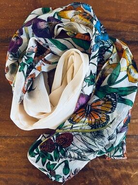Botanical Lightweight Scarf with Monarch Butterflies Long Gauzy Versatile EUC